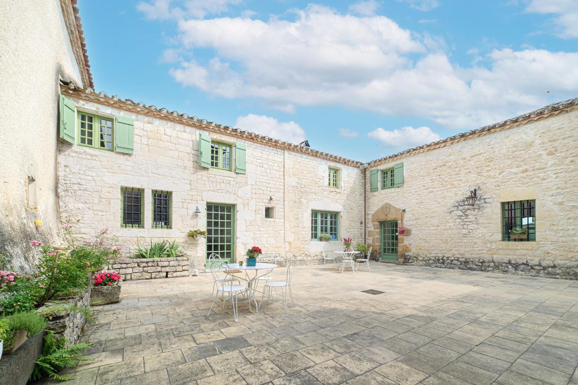 Готель Manoir Le Moulinal47 - Vue Panoramique Courbiac Екстер'єр фото